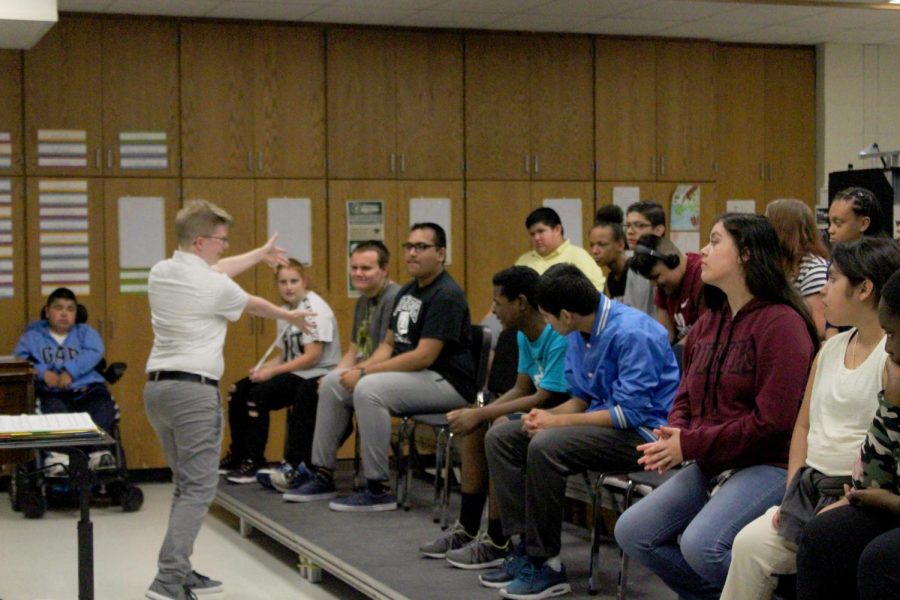 Choir teacher Christine Valish teaches and encourages the song “Halo” by Beyonce to the ACP students on Sept. 17 in order to help them feel confident towards their singing voices.  