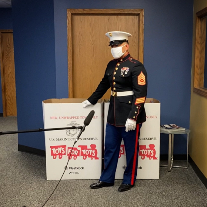 Toys for Tots continue to spread christmas cheer throughout pandemic